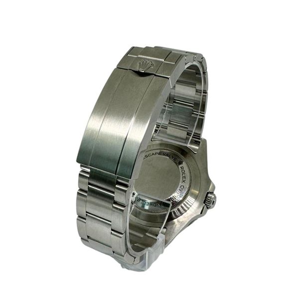 Rolex Sea-Dweller 126600